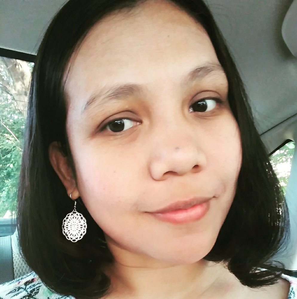 Meet your Posher, Caroline